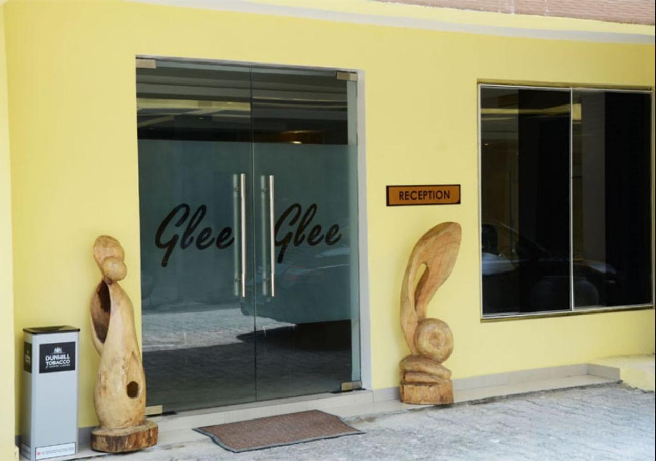 Glee Hotel Aliayabiagba Εξωτερικό φωτογραφία