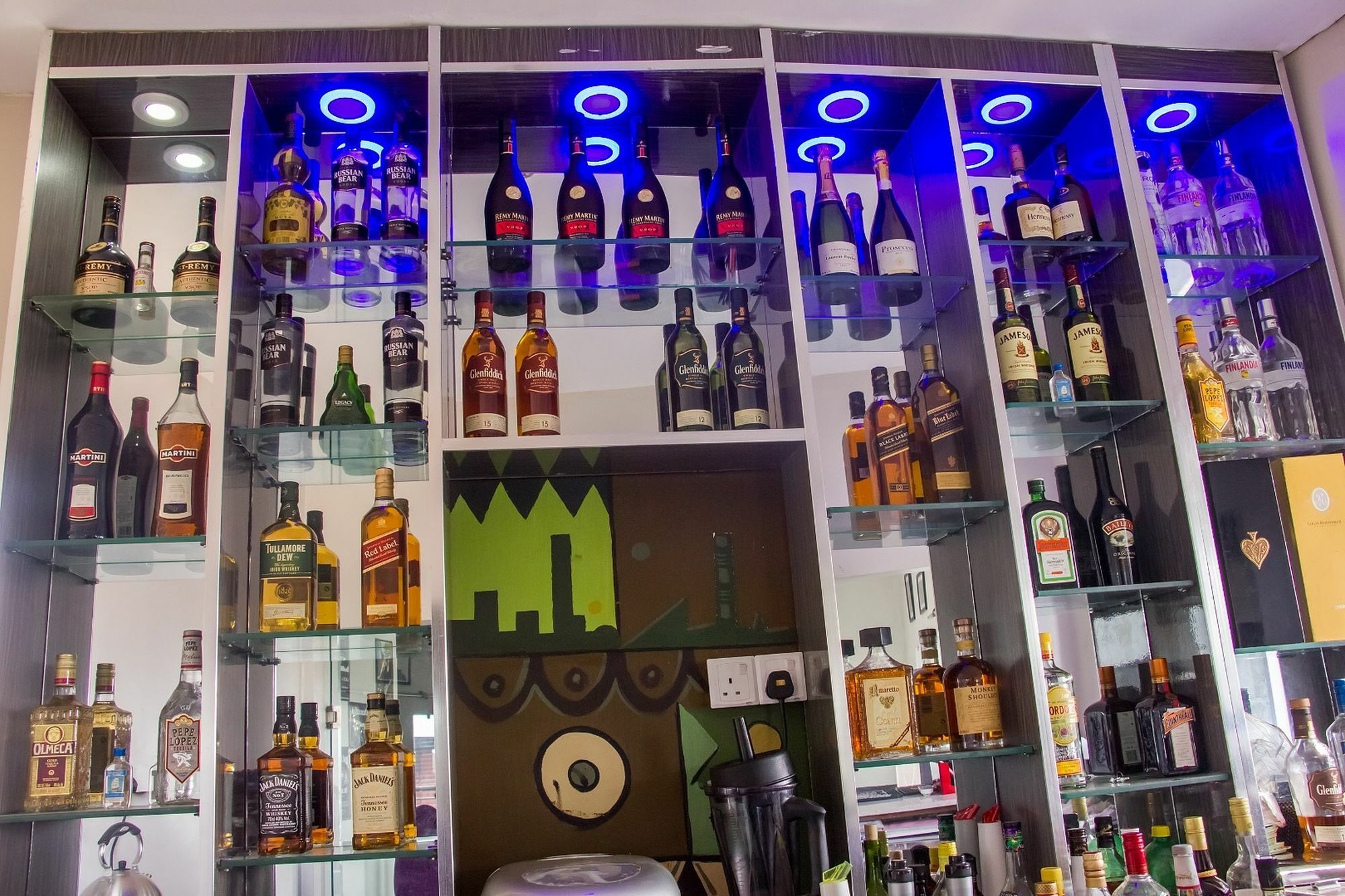 Glee Hotel Aliayabiagba Εξωτερικό φωτογραφία
